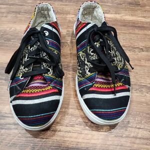 Inkkas Shoes- size 8W, size 6M